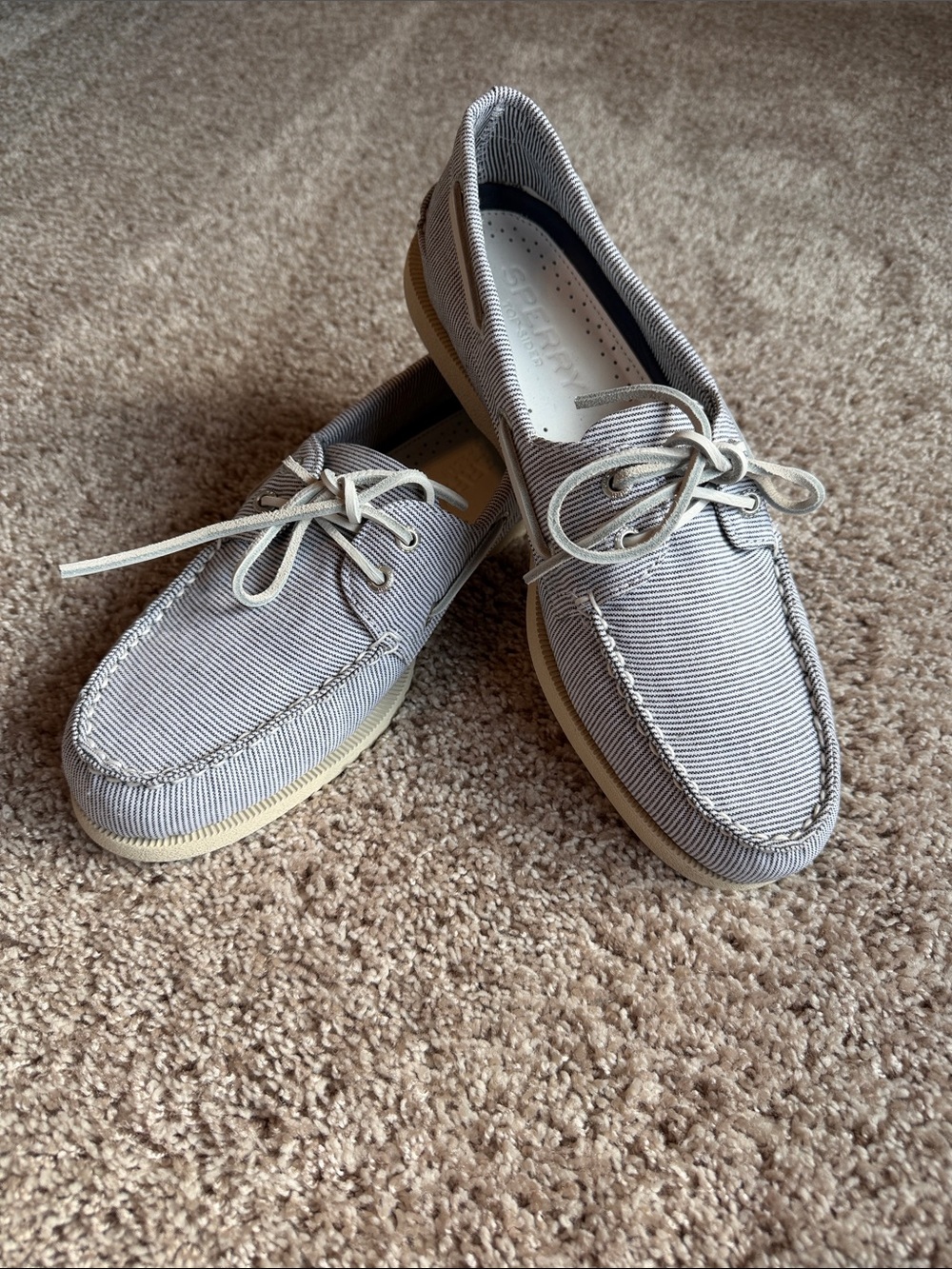 NWOT Sperry Light Gray Striped Canvas Boat Shoes